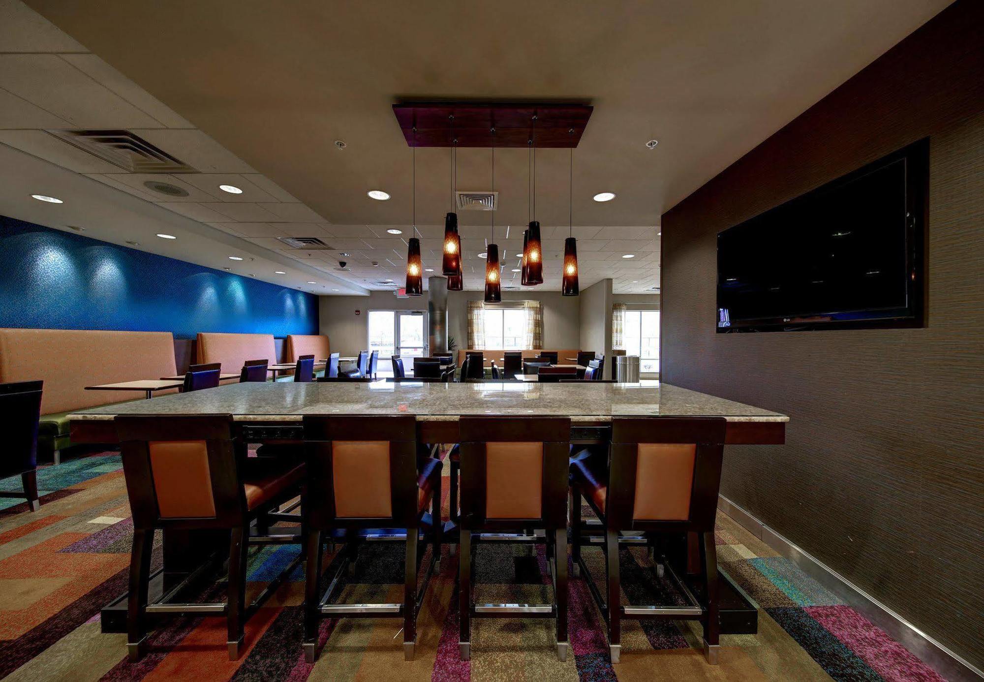 Fairfield Inn & Suites By Marriott Harrisburg West/New Cumberland Exterior foto